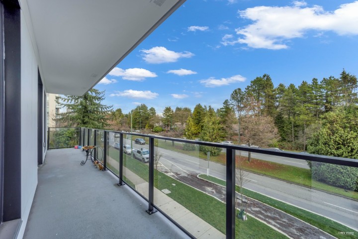 Photo 24 at 305 - 6859 Cambie Street, South Cambie, Vancouver West