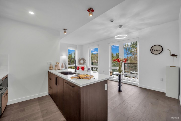 Photo 19 at 305 - 6859 Cambie Street, South Cambie, Vancouver West