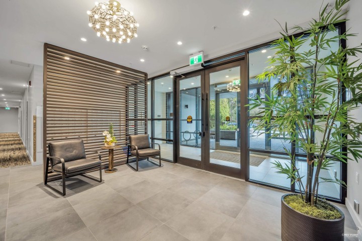 Photo 4 at 305 - 6859 Cambie Street, South Cambie, Vancouver West