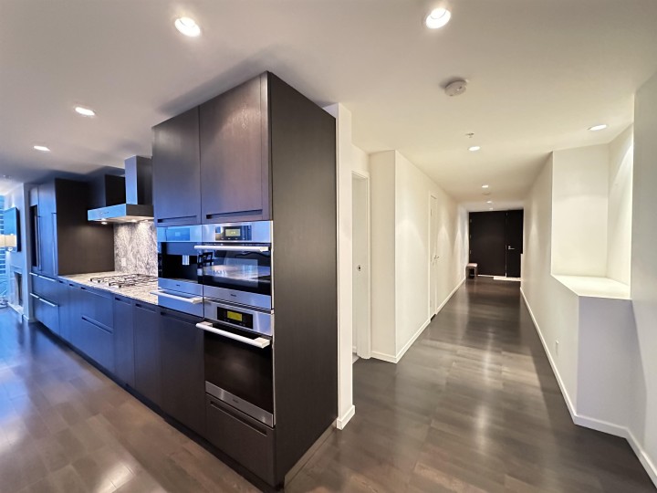 Photo 6 at 1011 W Cordova Street, Coal Harbour, Vancouver West
