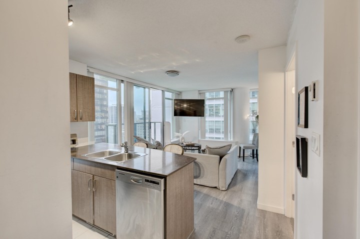 Photo 3 at 1505 - 610 Granville Street, Downtown VW, Vancouver West