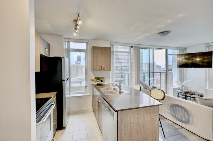 Photo 5 at 1505 - 610 Granville Street, Downtown VW, Vancouver West