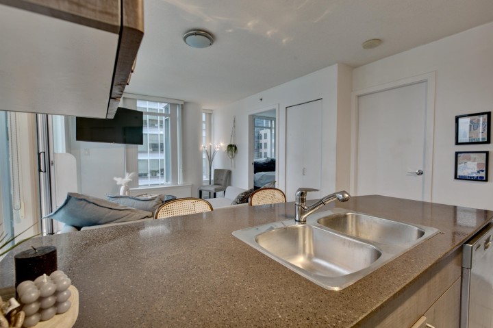 Photo 11 at 1505 - 610 Granville Street, Downtown VW, Vancouver West