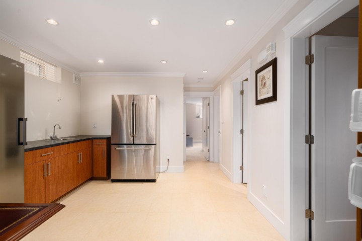 Photo 16 at 1683 W 64th Avenue, South Granville, Vancouver West