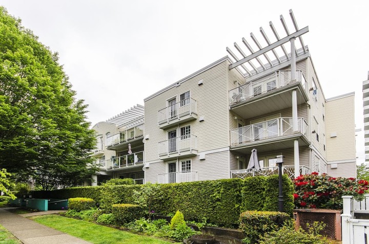 Photo 1 at 210 - 5788 Vine Street, Kerrisdale, Vancouver West