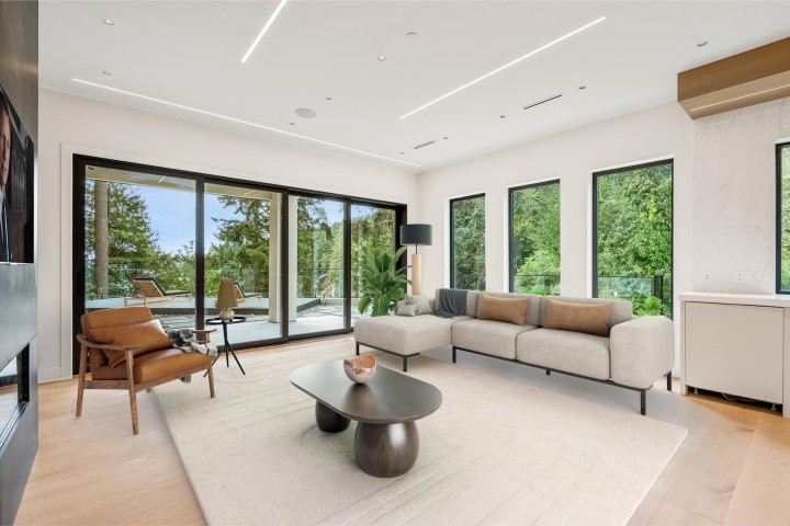 Photo 11 at 5773 Primrose Place, Eagle Harbour, West Vancouver