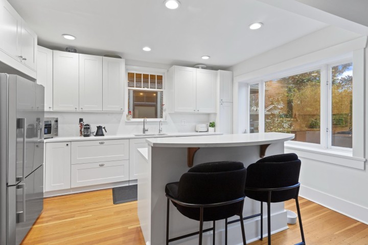 Photo 14 at 3716 W 30th Avenue, Dunbar, Vancouver West