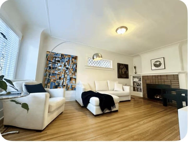 Photo 4 at 3716 W 30th Avenue, Dunbar, Vancouver West