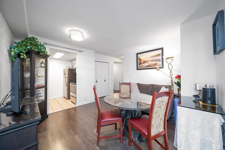 Photo 4 at 2303 - 1188 Howe Street, Downtown VW, Vancouver West