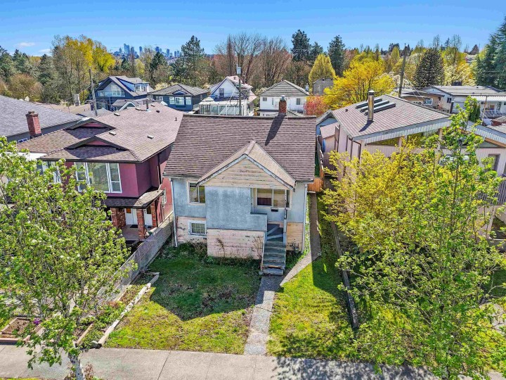 Photo 10 at 3318 William Street, Renfrew VE, Vancouver East
