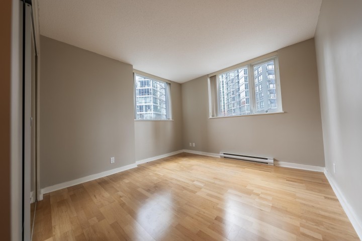 Photo 11 at 506 - 583 Beach Crescent, Yaletown, Vancouver West