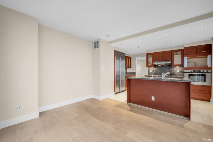 Photo 20 at 602 - 590 Nicola Street, Coal Harbour, Vancouver West