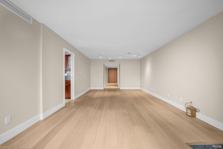 Photo 30 at 602 - 590 Nicola Street, Coal Harbour, Vancouver West