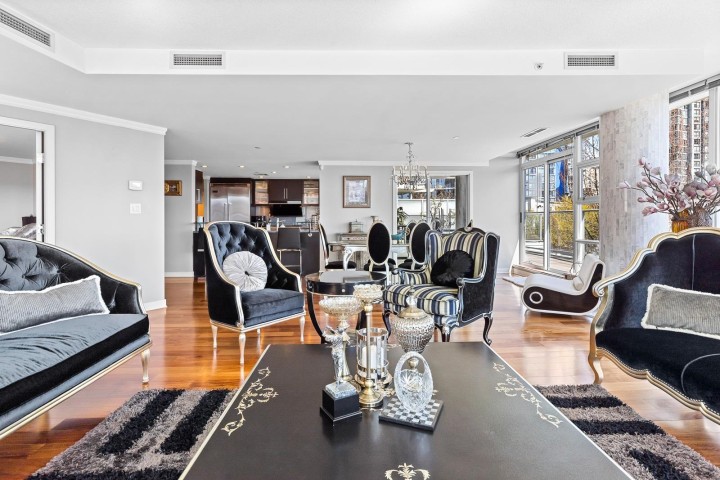 Photo 12 at 301 - 638 Beach Crescent, Yaletown, Vancouver West