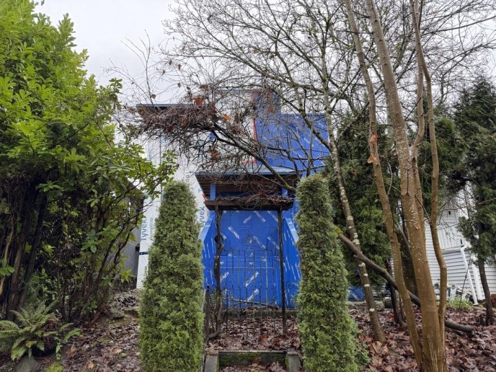 Photo 2 at 4538 W 12th Avenue, Point Grey, Vancouver West