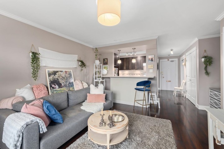 Photo 7 at 308 - 2025 W 2nd Avenue, Kitsilano, Vancouver West