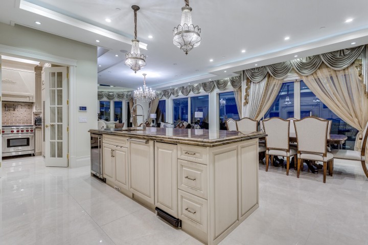 Photo 23 at 1175 Eyremount Drive, British Properties, West Vancouver