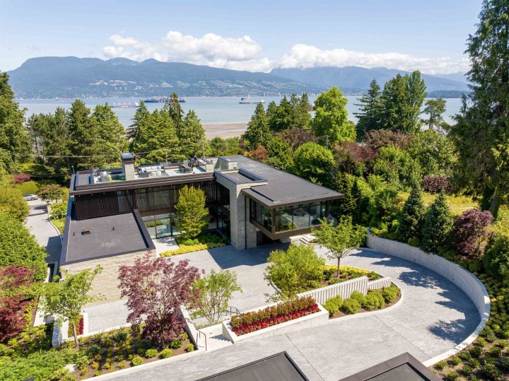 Photo 1 at 4838 Belmont Avenue, Point Grey, Vancouver West