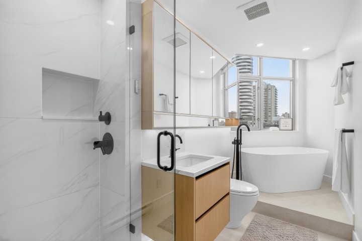 Photo 16 at 906 - 1050 Smithe Street, West End VW, Vancouver West