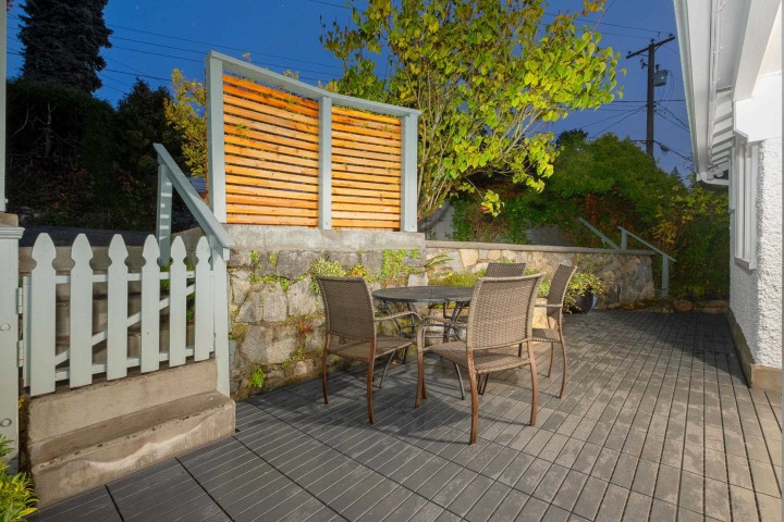 Photo 26 at 3260 Travers Avenue, West Bay, West Vancouver