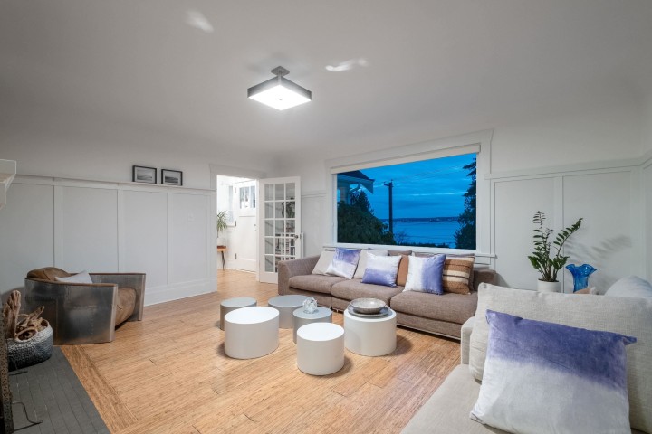 Photo 15 at 3260 Travers Avenue, West Bay, West Vancouver