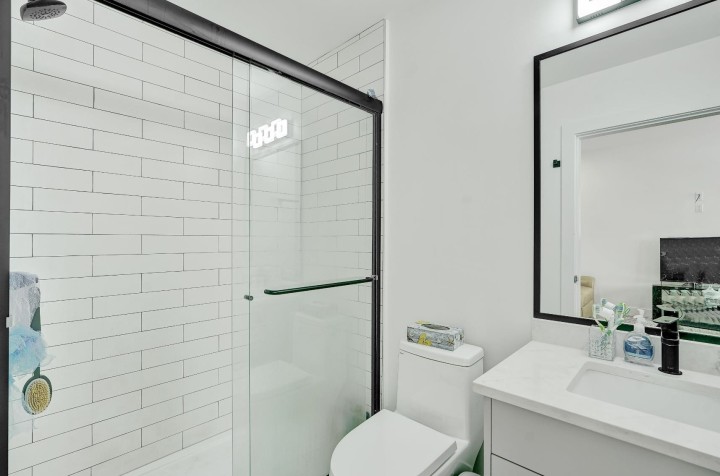 Photo 11 at 1421 E 62nd Avenue, Fraserview VE, Vancouver East