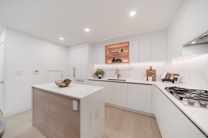 Photo 4 at 208 - 918 W 32nd Street, Cambie, Vancouver West