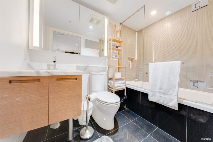 Photo 11 at 1103 - 777 Richards Street, Downtown VW, Vancouver West