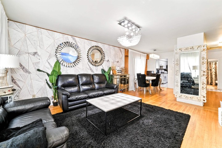 Photo 2 at 4987 Hoy Street, Collingwood VE, Vancouver East