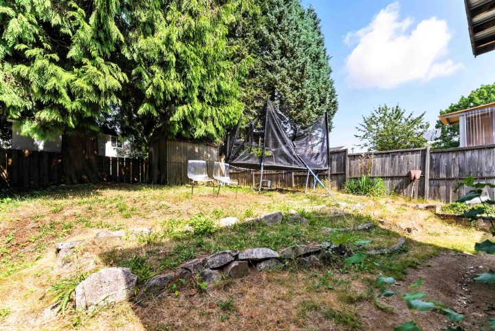 Photo 32 at 4987 Hoy Street, Collingwood VE, Vancouver East