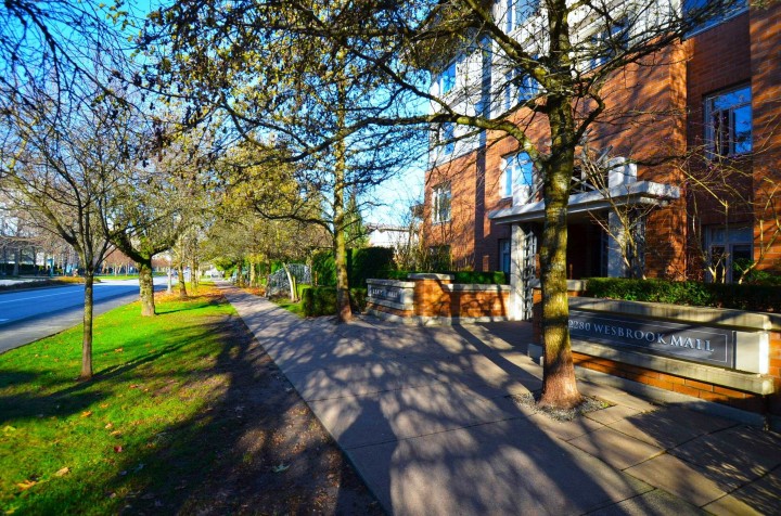 Photo 4 at 419 - 2280 Wesbrook Mall, University VW, Vancouver West