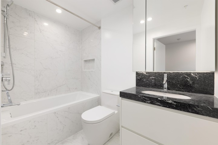 Photo 23 at 101 - 3668 W 10th Avenue, Kitsilano, Vancouver West