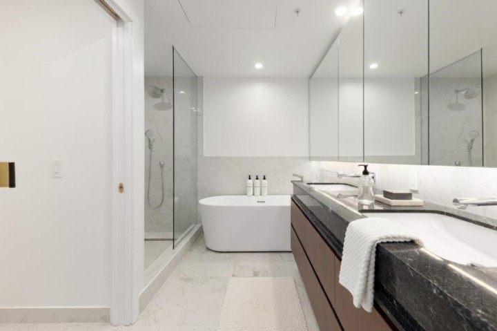 Photo 17 at 101 - 3668 W 10th Avenue, Kitsilano, Vancouver West