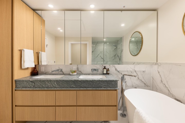 Photo 20 at 309 - 3668 W 10th Avenue, Kitsilano, Vancouver West