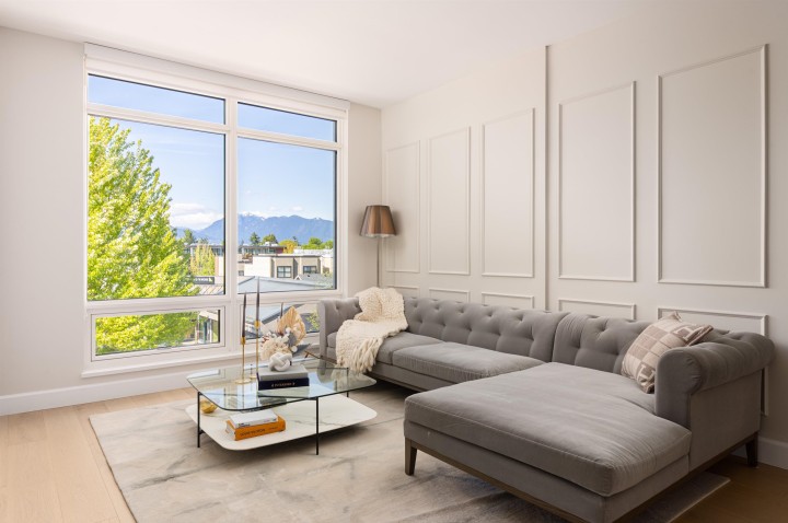 Photo 10 at 309 - 3668 W 10th Avenue, Kitsilano, Vancouver West