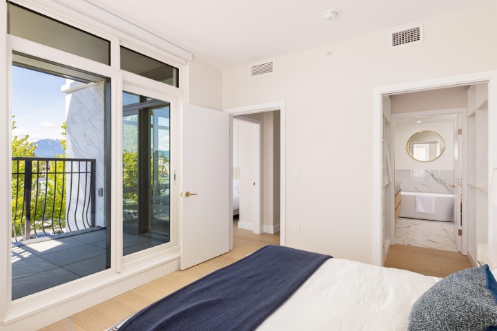 Photo 18 at 309 - 3668 W 10th Avenue, Kitsilano, Vancouver West