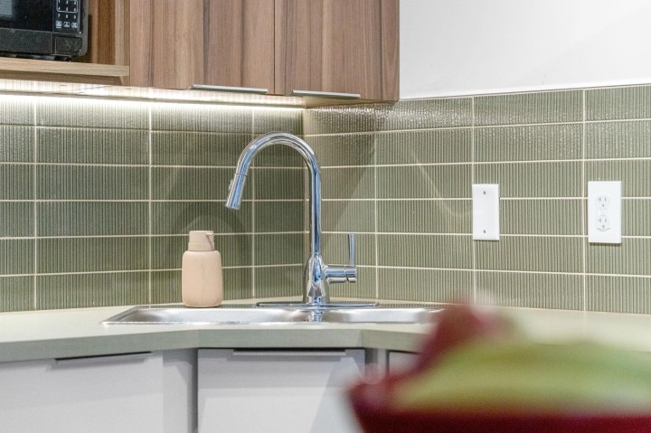 Photo 13 at 101A - 460 14th Street, Ambleside, West Vancouver