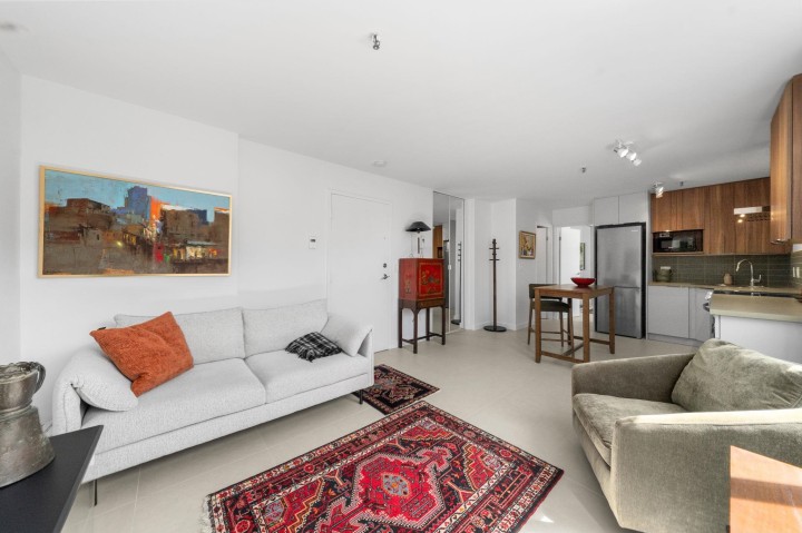 Photo 3 at 101A - 460 14th Street, Ambleside, West Vancouver