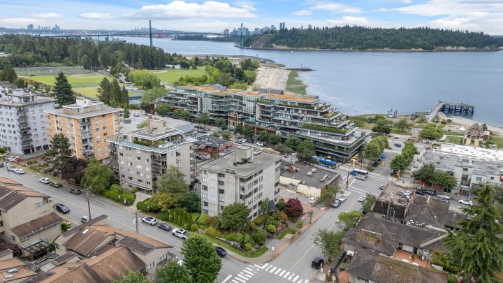 Photo 36 at 101A - 460 14th Street, Ambleside, West Vancouver