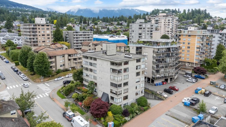 Photo 28 at 101A - 460 14th Street, Ambleside, West Vancouver