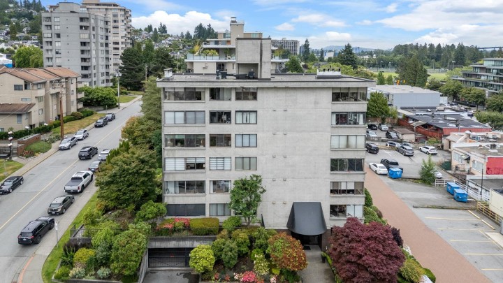 Photo 30 at 101A - 460 14th Street, Ambleside, West Vancouver