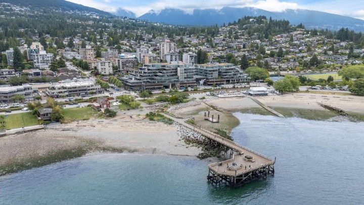 Photo 33 at 101A - 460 14th Street, Ambleside, West Vancouver