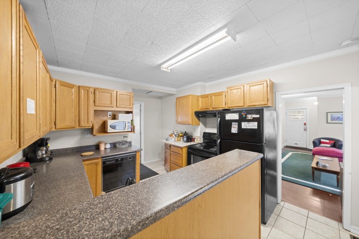 Photo 6 at 545 Skeena Street, Renfrew VE, Vancouver East