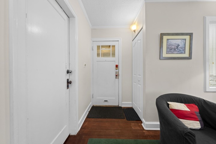 Photo 3 at 545 Skeena Street, Renfrew VE, Vancouver East