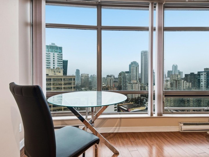 Photo 5 at 2101 - 1200 Alberni Street, West End VW, Vancouver West