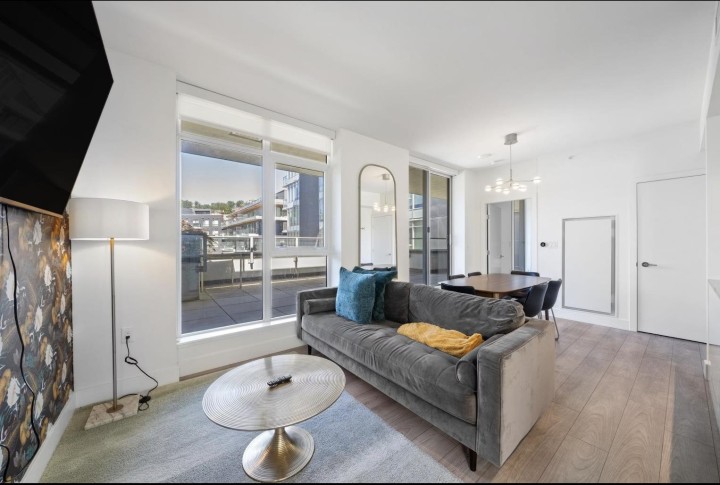Photo 3 at 409 - 3581 E Kent Avenue North, South Marine, Vancouver East