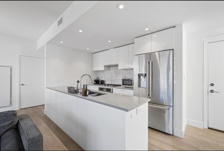Photo 9 at 409 - 3581 E Kent Avenue North, South Marine, Vancouver East