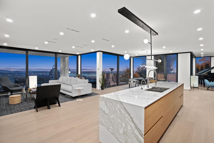 Photo 12 at 1027 Millstream Road, British Properties, West Vancouver