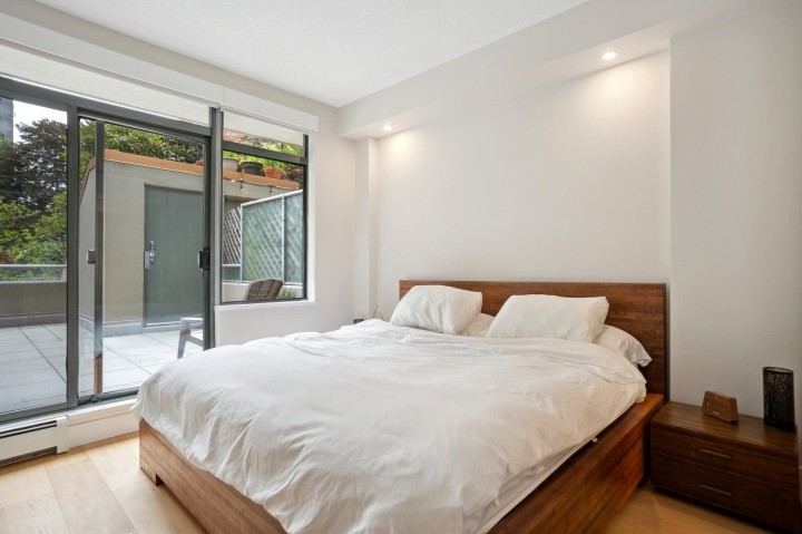 Photo 13 at 100 - 1688 Robson Street, West End VW, Vancouver West