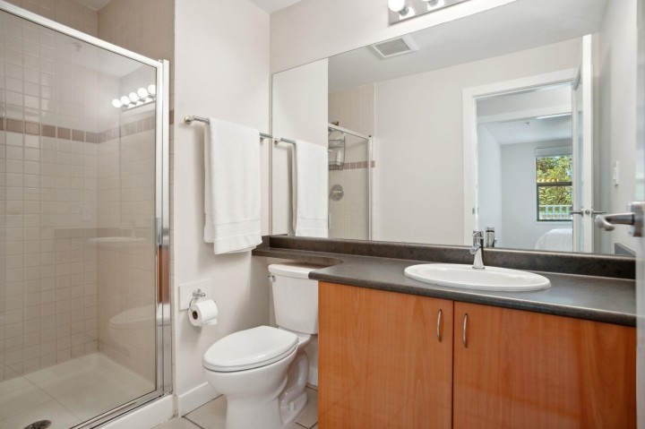 Photo 16 at 100 - 1688 Robson Street, West End VW, Vancouver West